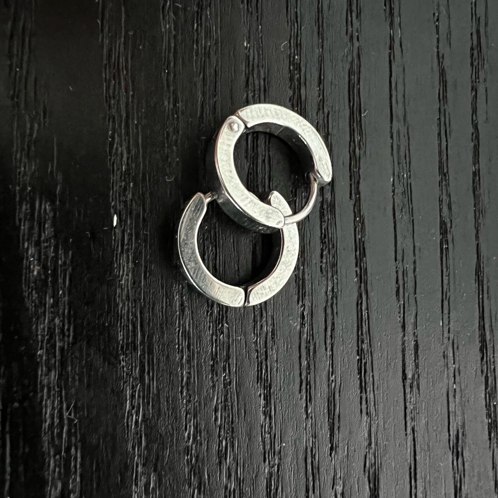 Titanium hoop earrings